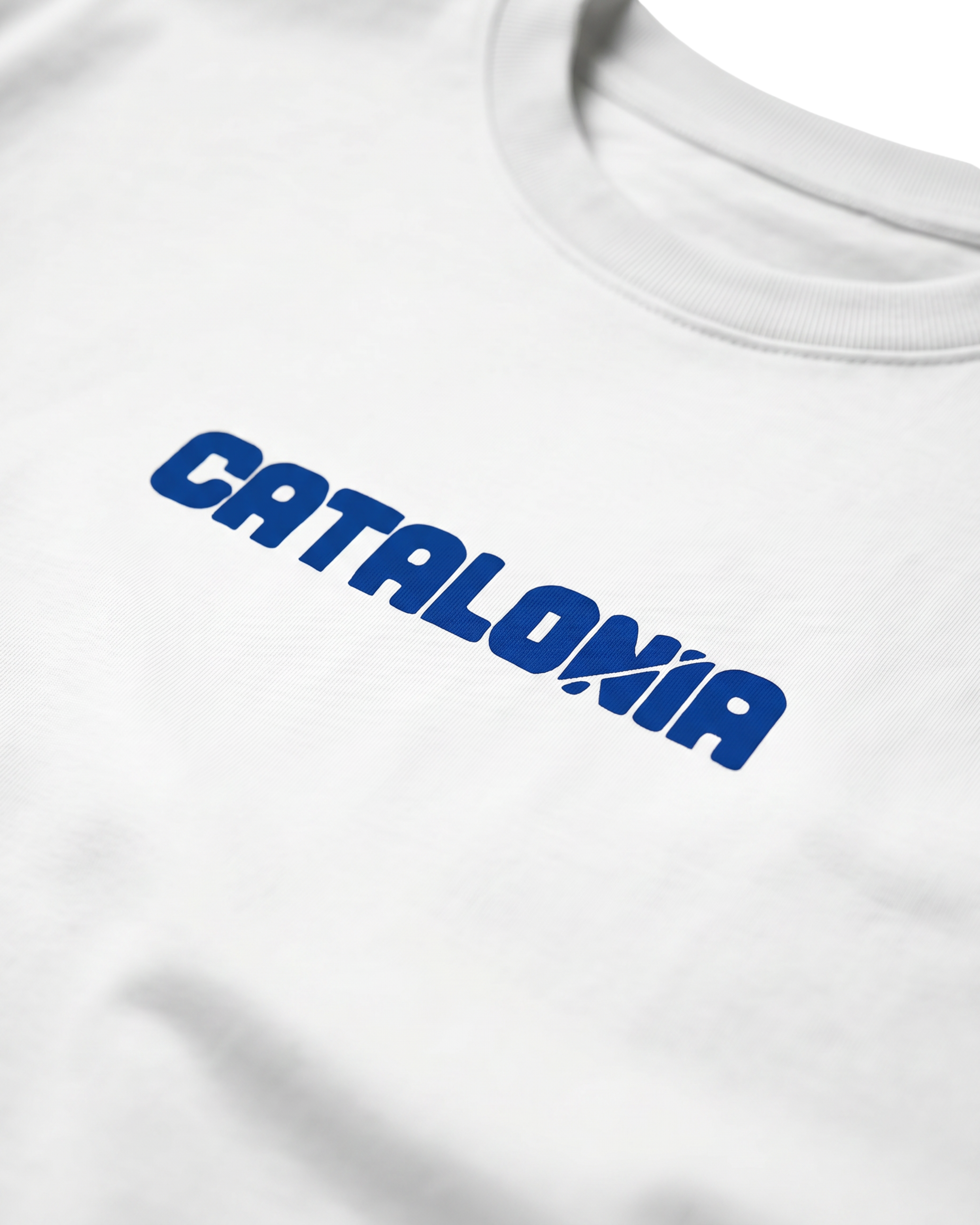 white | front close2
