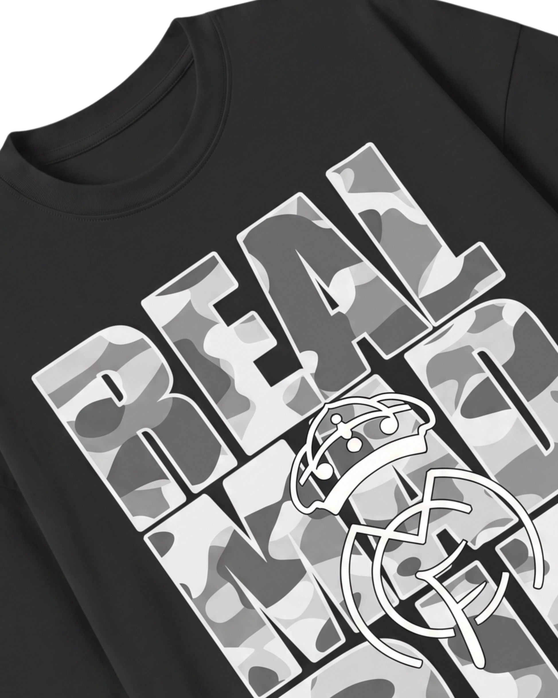 black | front close2