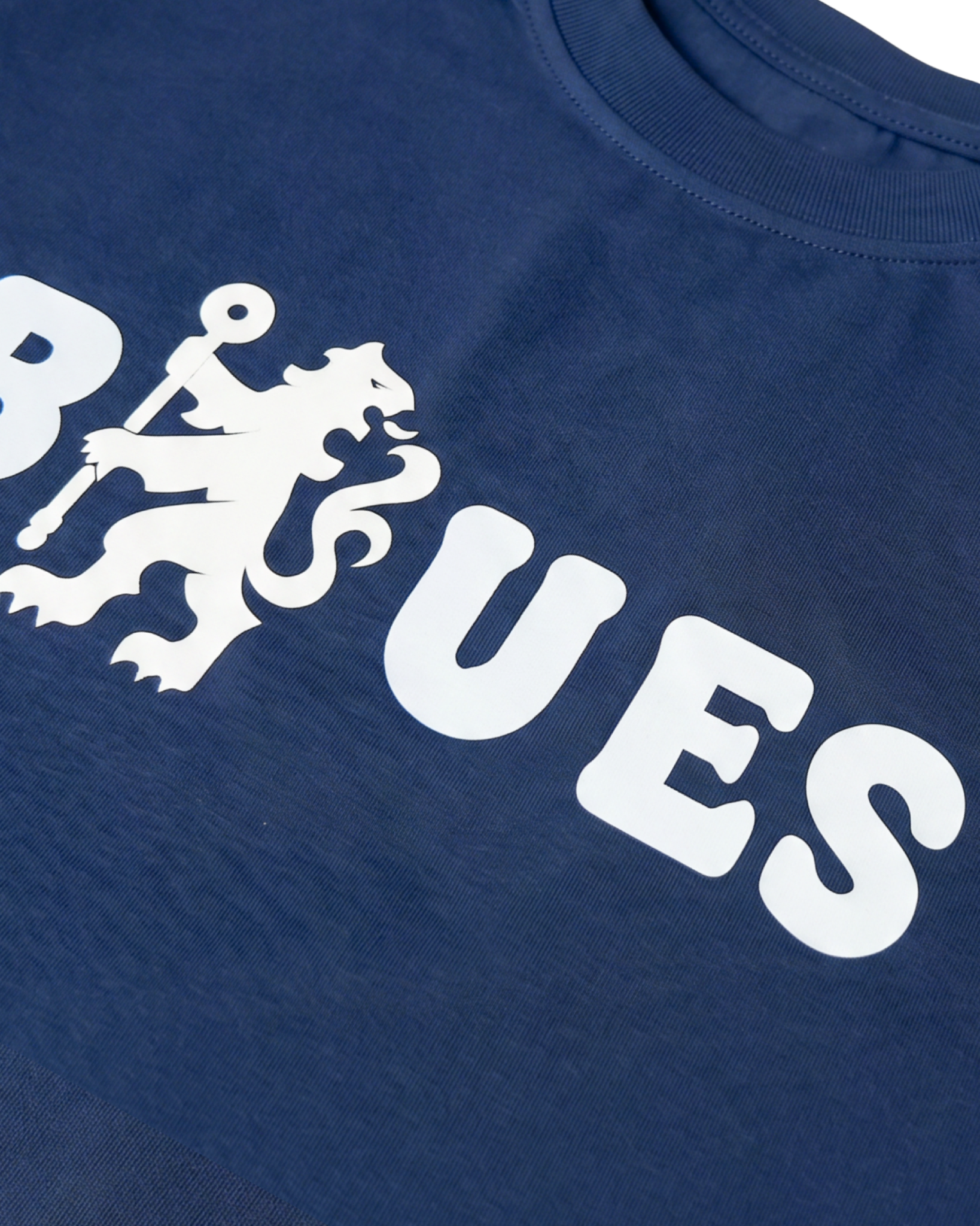 blue | front close5 